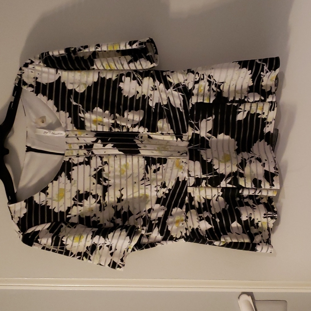 Floral peplum shirt